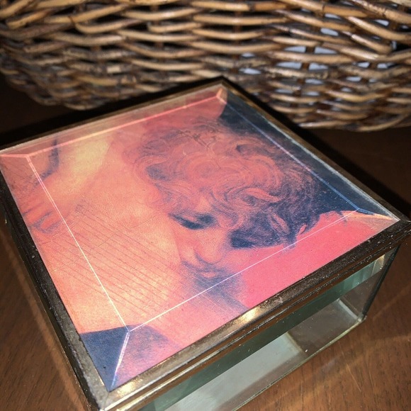 Vintage Mirrored Glass Angel/Rapheal Trinket Box - Picture 11 of 11